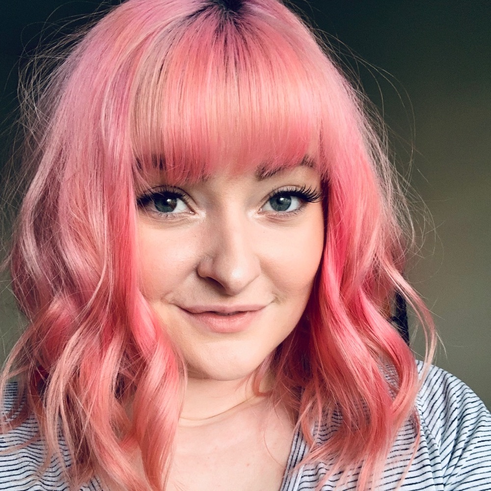 Meet your Posher, Ashley